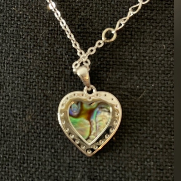 NIB Elegant Silver & Moissanite Heart Necklace with Abalone Shell - Picture 2 of 6